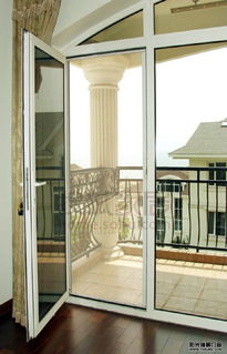 柯梅令塑钢平开门 性能解析与市场价格指南